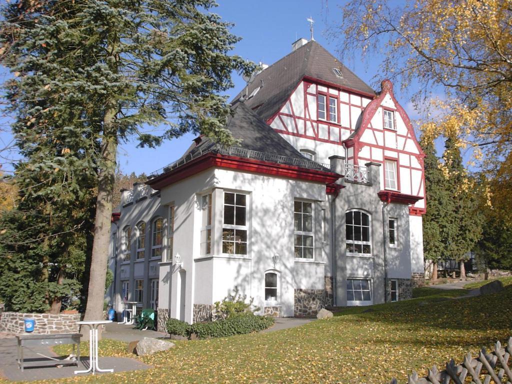 Waldhotel Forsthaus Remstecken Кобленц Экстерьер фото